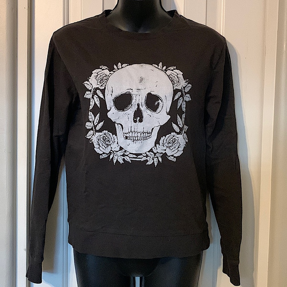 Divided H&M 100% cotton, black w/skull long sleeve sweater